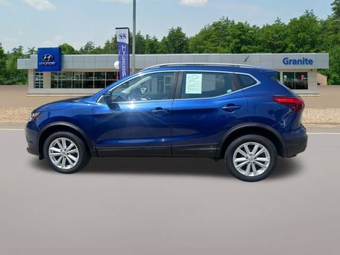 Used 2018 Nissan Rogue Sport SV w/ SV All-Weather Package AWD/4WD image 10