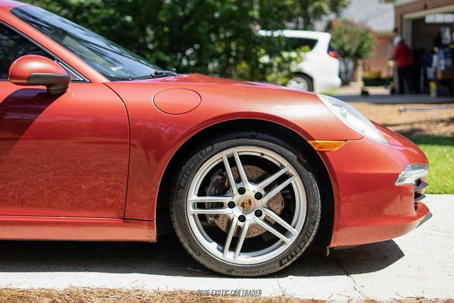 Used 2013 Porsche 911 Carrera RWD image 11