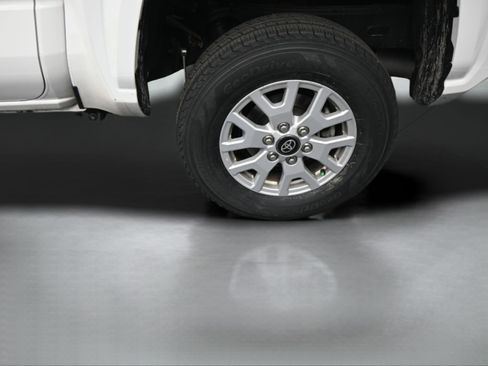 Used 2024 Toyota Tacoma SR5 RWD image 36