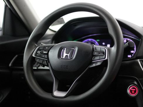 Used 2022 Honda Accord Hybrid image 11