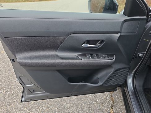 New 2026 Nissan Kicks SV w/ SV Premium Package image 17