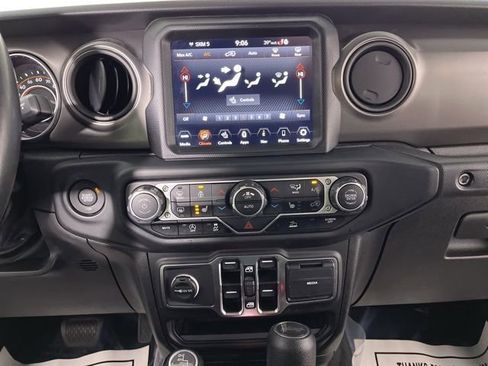 Used 2023 Jeep Wrangler Willys image 24