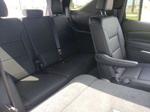 Used 2026 Chevrolet Traverse LT FWD image 20