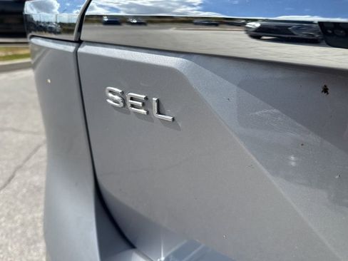 Used 2024 Volkswagen Atlas SEL Premium R-Line AWD/4WD image 12