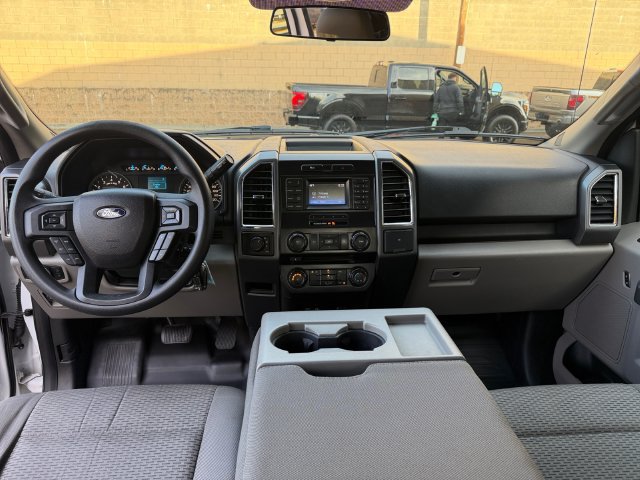 Used 2015 Ford F150 XLT AWD/4WD image 20