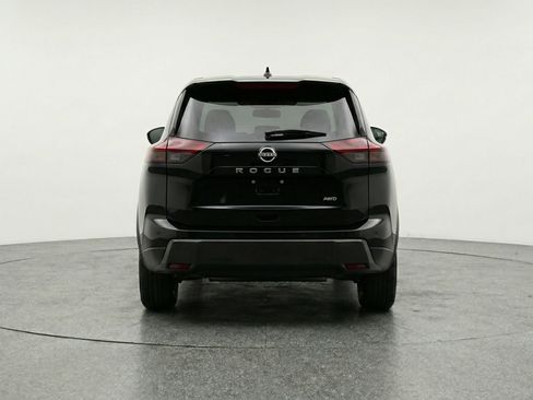 Used 2025 Nissan Rogue SV image 7