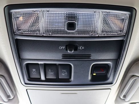 Used 2022 Toyota 4Runner SR5 AWD/4WD image 54