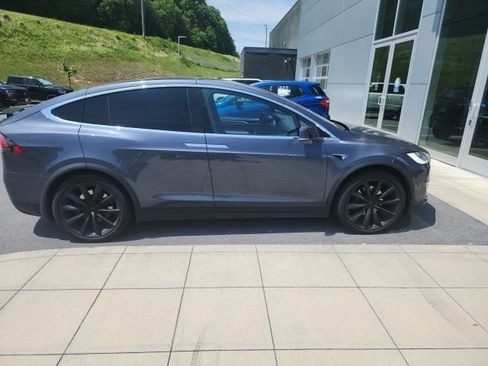 Used 2020 Tesla Model X Long Range AWD/4WD image 13