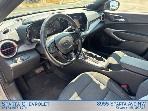 Used 2024 Chevrolet Trax RS w/ Driver Confidence Package FWD image 14