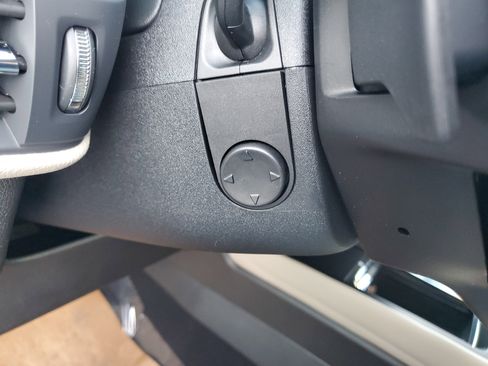 New 2026 Lincoln Corsair Premiere image 14