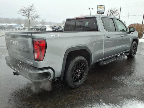 Used 2025 GMC Sierra 1500 Elevation w/ Elevation Premium Package image 5