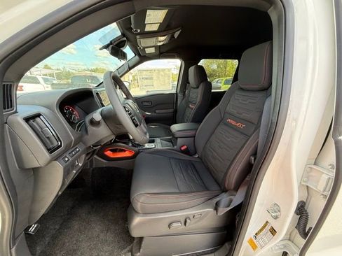 New 2026 Nissan Frontier PRO-4X w/ Pro-4x Convenience Package image 12
