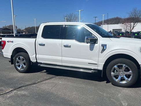 Used 2023 Ford F150 Lariat w/ Equipment Group 502A High image 3
