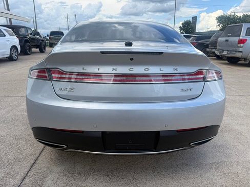 Used 2017 Lincoln MKZ Premiere FWD image 6