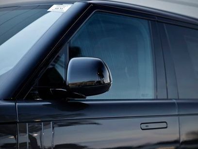 New 2026 Land Rover Range Rover Long Wheelbase SE