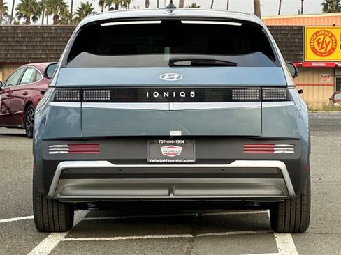 New 2026 Hyundai Ioniq 5 SEL image 7