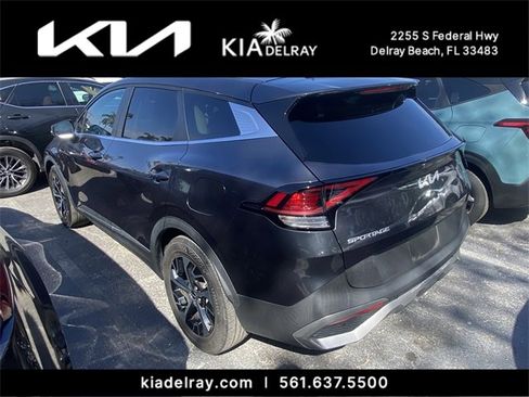 Used 2023 Kia Sportage EX image 9