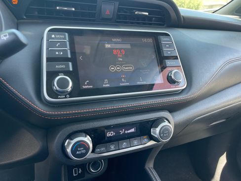 Used 2020 Nissan Kicks SR FWD image 12
