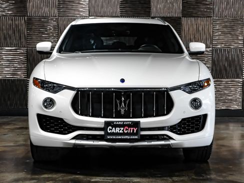 Used 2018 Maserati Levante S GranLusso AWD/4WD image 6