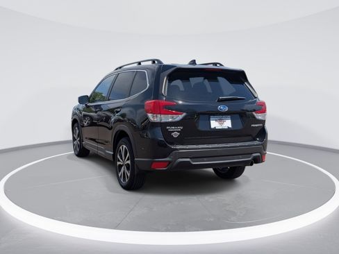 Used 2023 Subaru Forester Limited AWD/4WD image 5