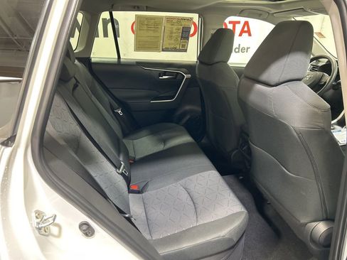 Used 2025 Toyota RAV4 XLE image 16