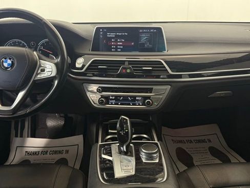 Used 2018 BMW 740i 740i image 22