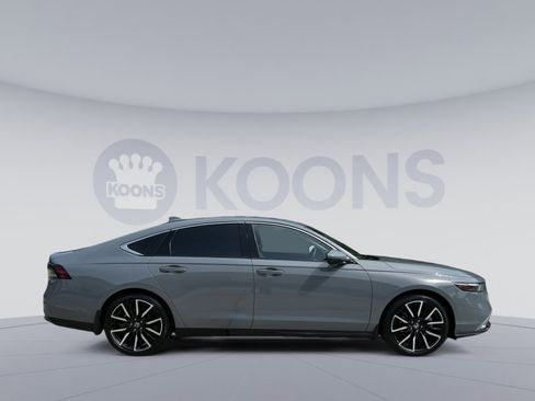 Used 2024 Honda Accord Touring image 17