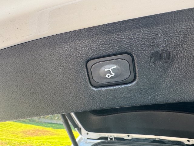 Used 2023 Ford Edge ST AWD/4WD image 18