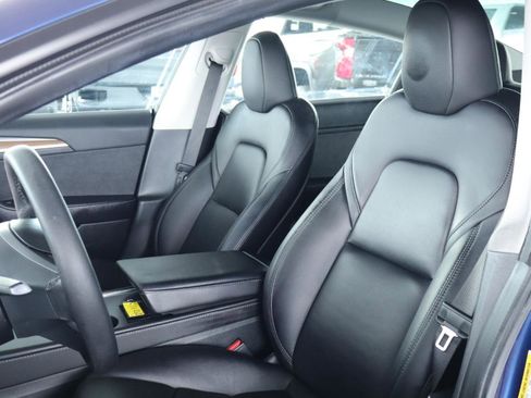 Used 2023 Tesla Model 3 Standard Range RWD image 16