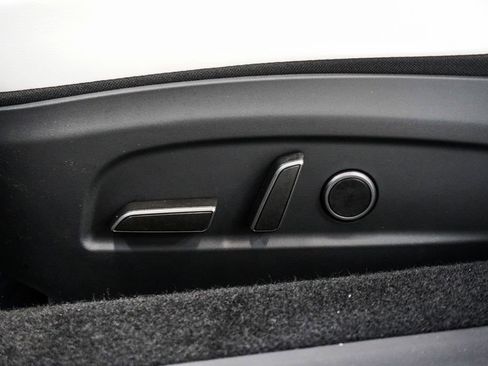 Used 2025 Tesla Model 3 Long Range AWD/4WD image 7