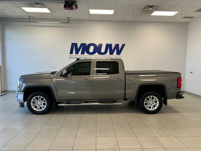 Used 2017 GMC Sierra 1500 SLE w/ SLE Value Package