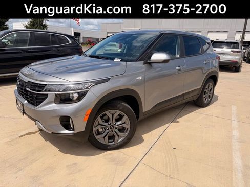 Certified 2026 Kia Seltos LX AWD/4WD image 1