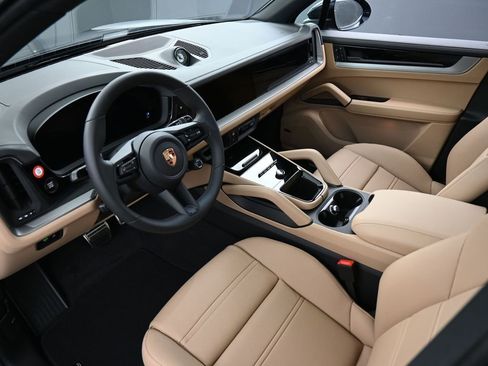 New 2026 Porsche Cayenne S AWD/4WD image 4