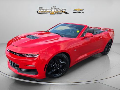 Used 2020 Chevrolet Camaro SS RWD image 4