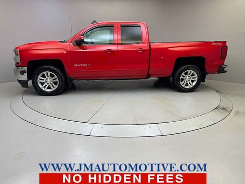 Used 2017 Chevrolet Silverado 1500 LT w/ All Star Edition AWD/4WD image 2