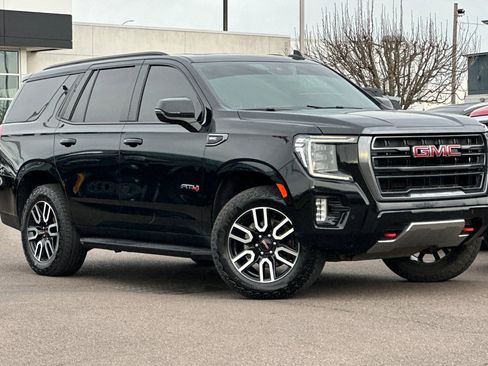 Used 2024 GMC Yukon AT4 image 2