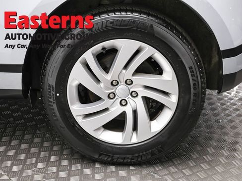 Used 2024 Land Rover Range Rover Evoque S image 8