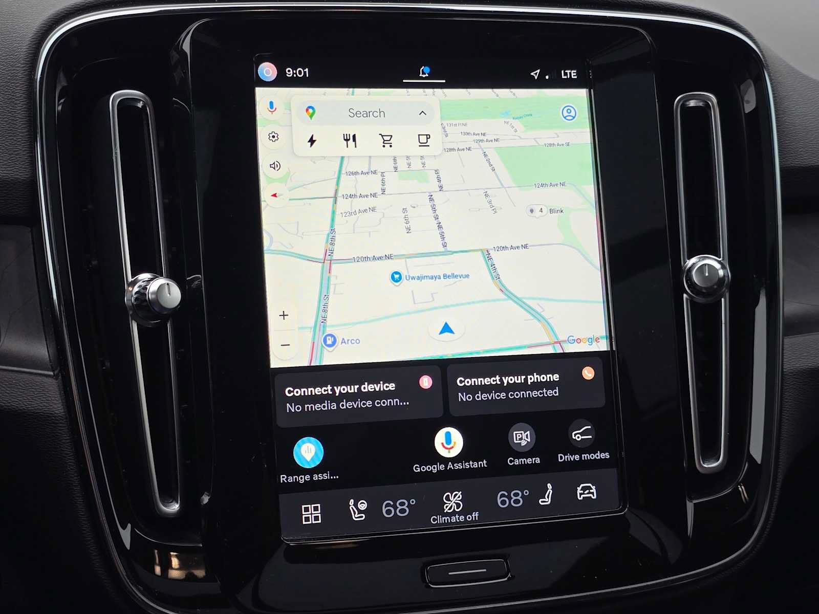 Certified 2023 Volvo XC40 Recharge Ultimate w/ Protection Package Premier AWD/4WD image 28