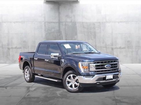 Certified 2022 Ford F150 Lariat w/ Max Trailer Tow Package AWD/4WD image 2