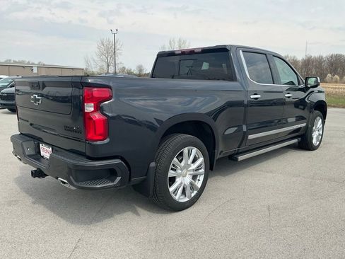 Used 2024 Chevrolet Silverado 1500 High Country AWD/4WD image 3