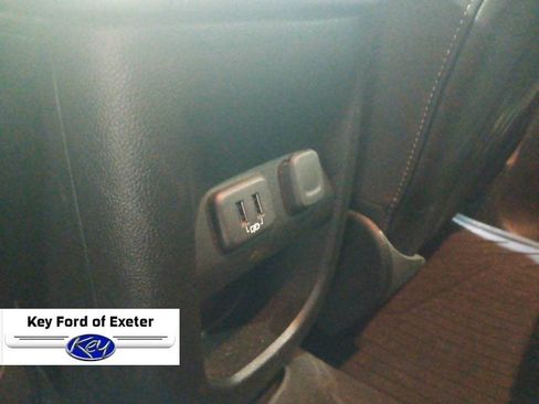 Used 2022 Chevrolet Colorado Z71 AWD/4WD image 19