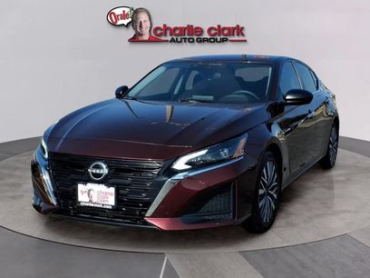 Used 2024 Nissan Altima 2.5 SV