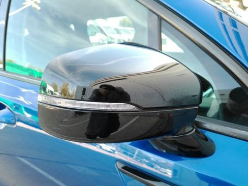 Used 2023 Kia Sorento S w/ Panoramic Sunroof Package image 21