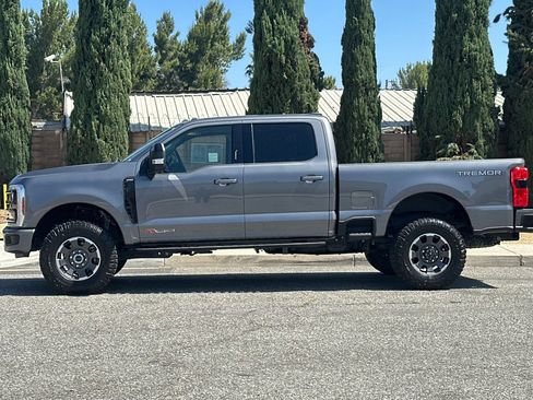 Used 2024 Ford F250 Lariat w/ Lariat Ultimate Package AWD/4WD image 7