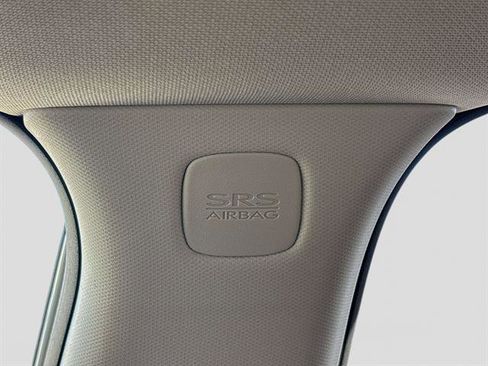 Used 2023 Subaru Crosstrek 2.0i image 29