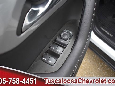 Used 2025 Chevrolet Blazer LT image 17
