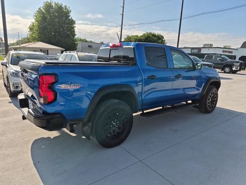 Used 2023 Chevrolet Colorado Trail Boss w/ Advanced Trailering Package AWD/4WD image 6