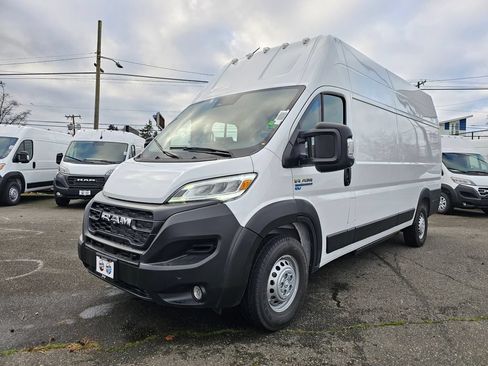 New 2024 RAM ProMaster 3500 w/ Delivery Van Package FWD image 8