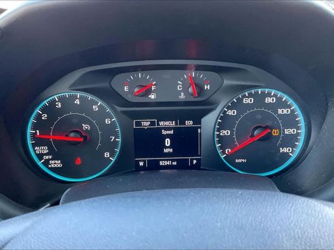 Used 2018 Chevrolet Equinox LS FWD image 25