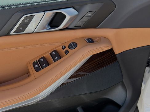 Used 2026 BMW X5 xDrive40i image 23